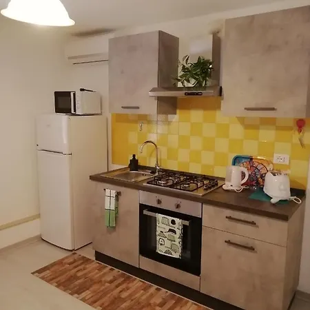 Lilli 3 Феррара