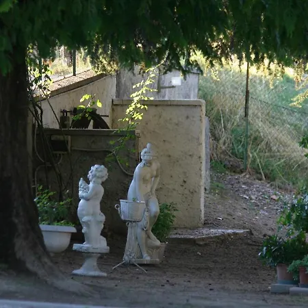 Lilli 3 Апартаменты *